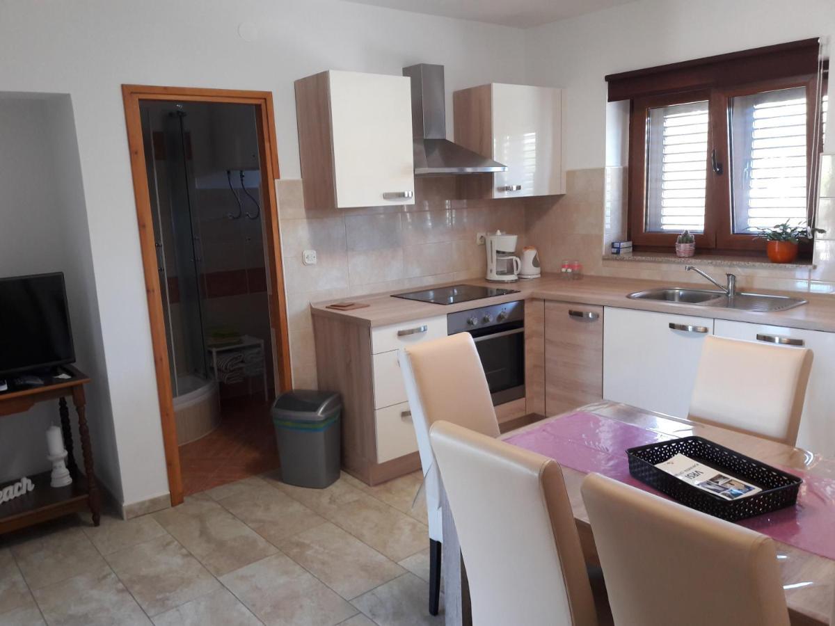 Apartmani Predovan Vrsi Ngoại thất bức ảnh