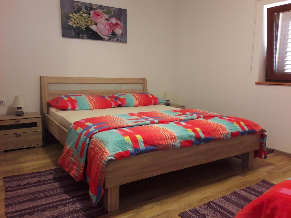 Apartmani Predovan Vrsi Phòng bức ảnh